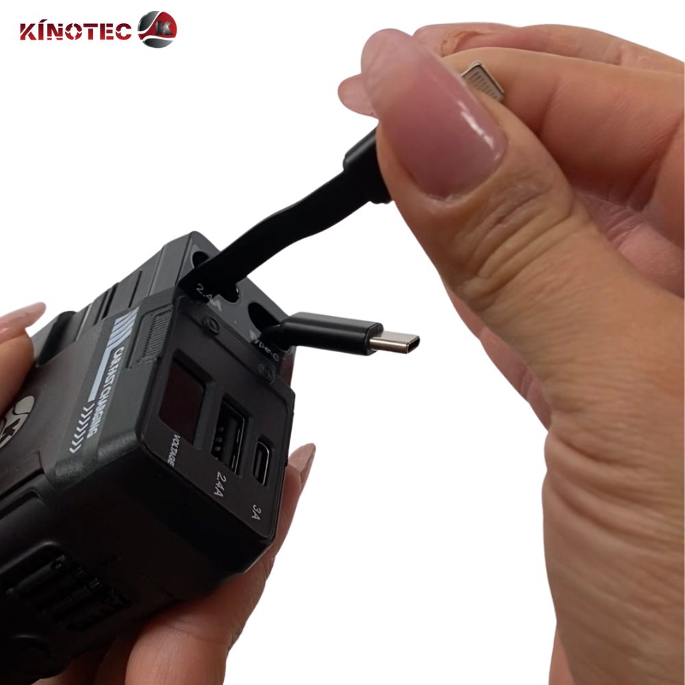 Cargador para Carro 4en1 KN-95